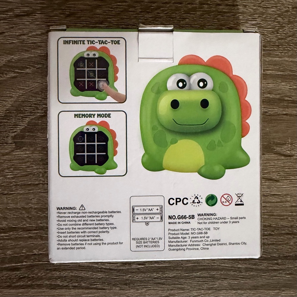Tic-Tac-Toe Three-In-One Game - Picture 6 of 6